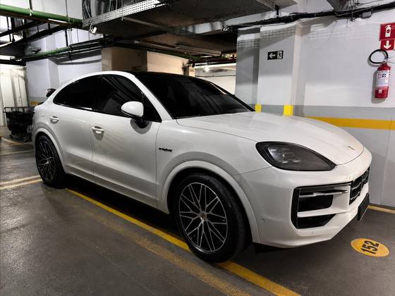 PORSCHE CAYENNE 3.0 V6 E-HYBRID COUPÉ AWD TIPTRONIC S